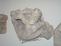 Blois, Chateau, Aile Louis XII, Cul-de-lampe, Roi-soldat (1)